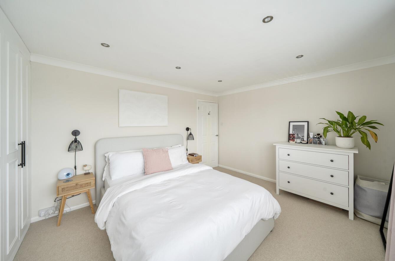 Sketty Park Close, Sketty, Swansea, SA2 8LR